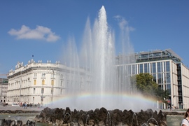 Вена. Памятник воинам Советской Армии, погибшим при освобождении Австрии